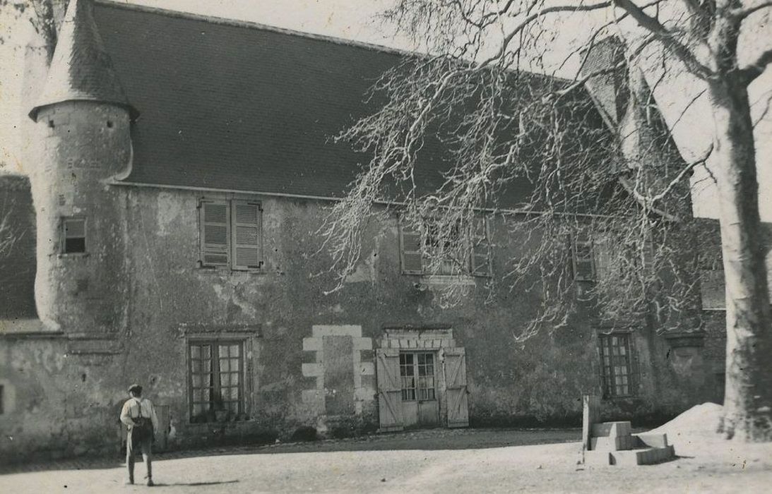 Manoir de La Becthière : Façade ouest, vue générale