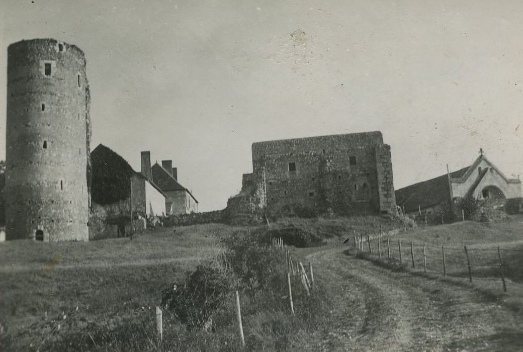 Prieuré de Lavaré : Ensemble nord, vue générale