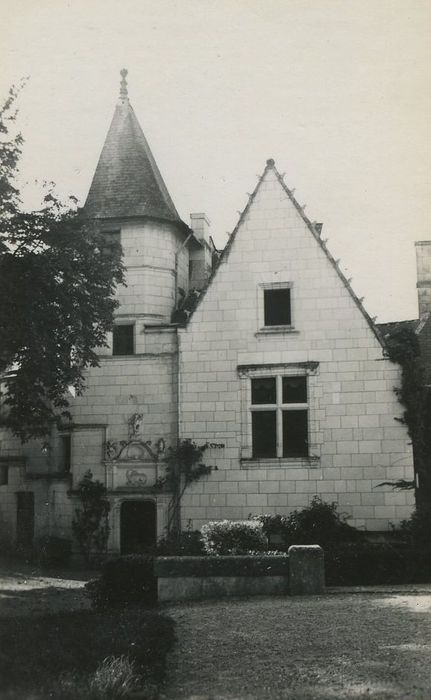 Châteaux d'Uzage et de Bonaventure : Vue générale du manoir