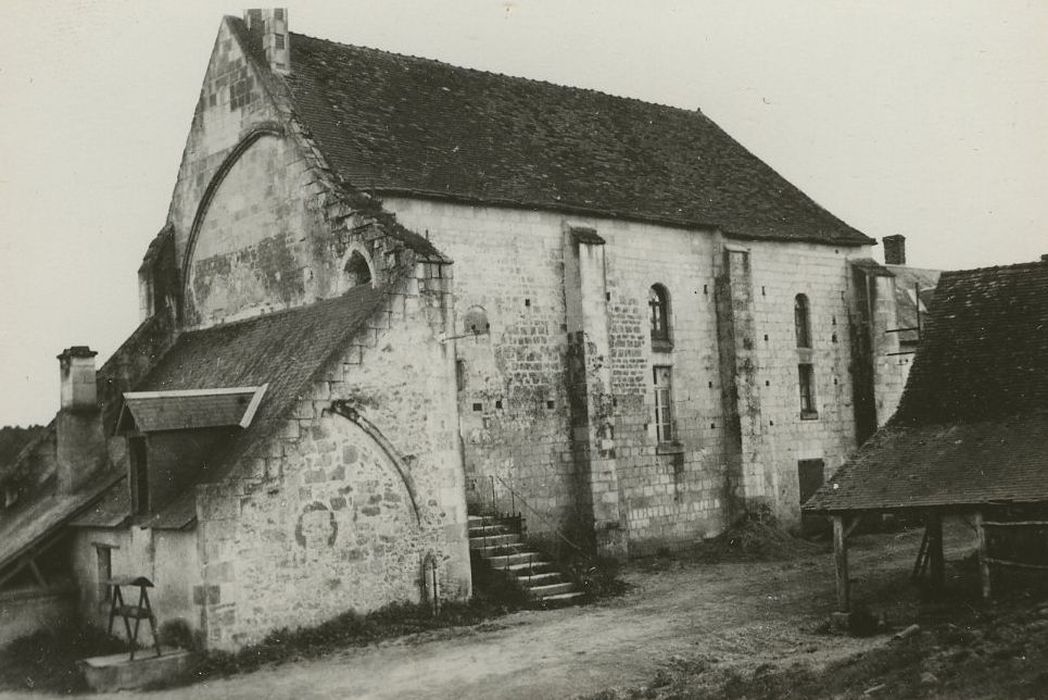 Abbaye cistercienne de Beaugerais : Eglise abbatiale, ensemble nord-ouest, vue générale