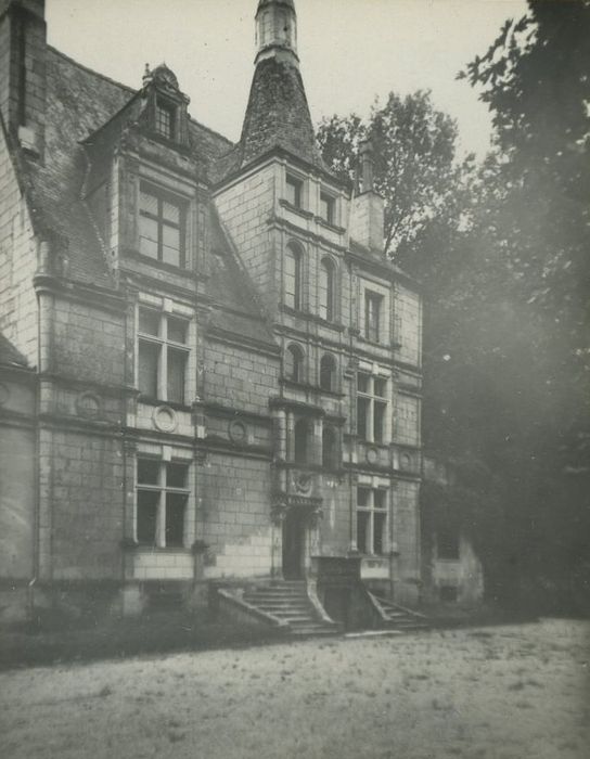 Château de Sansac : Façade nord, vue générale