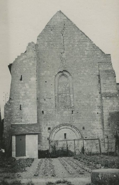 Ancien prieuré de Saint-Venant : Portail occidental, vue générale