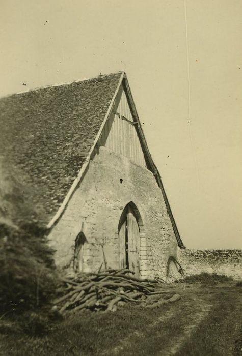 Ancienne grange monastique : Pignon sud, vue générale