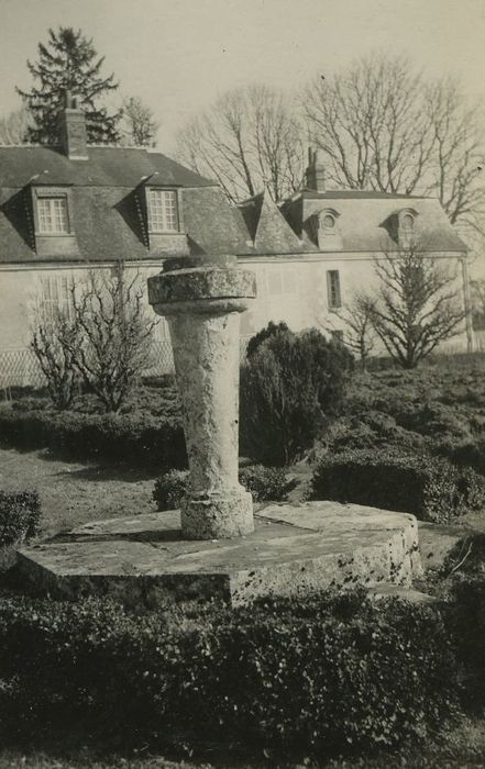 Domaine de Chassetière : Jardin, cadran solaire, vue générale