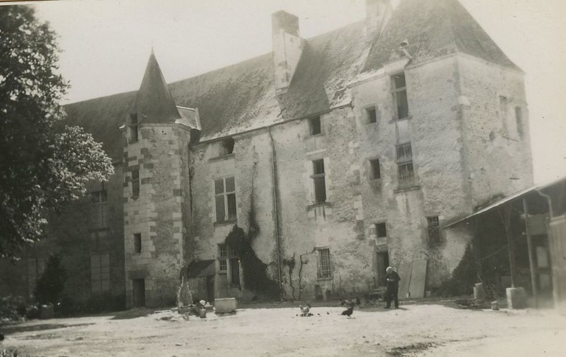 Château du Châtelier : Logis seigneurial, façade est, vue gnérale