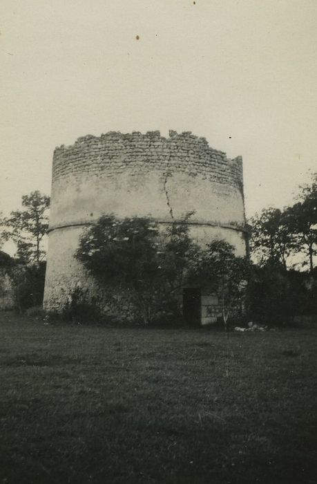 Ancien prieuré Notre-Dame de Relay : Fuye, vue générale