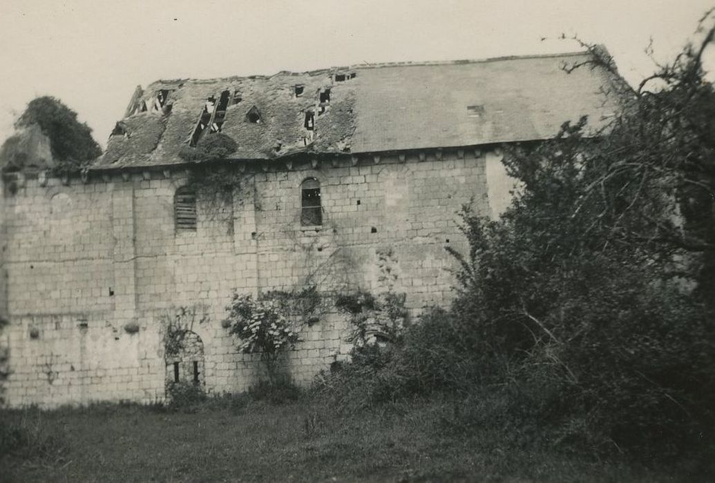 Ancien prieuré Notre-Dame de Relay : Façade latérale sud, vue générale