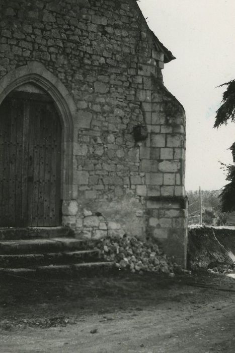 Chapelle de Tous-les-Saints : Portail occidental, vue générale