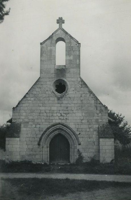 Château de Chargé : Chapelle, façade occidentale, vue générale