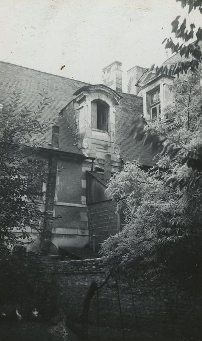 Maison des prêtres de la mission, dite ancienne cure : Aile sud, façade nord, vue partielle