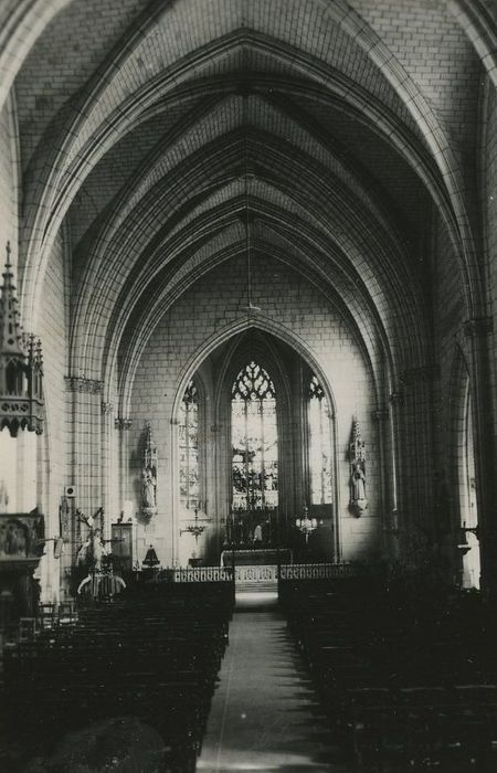 Eglise Saint-Etienne : Nef, vue générale