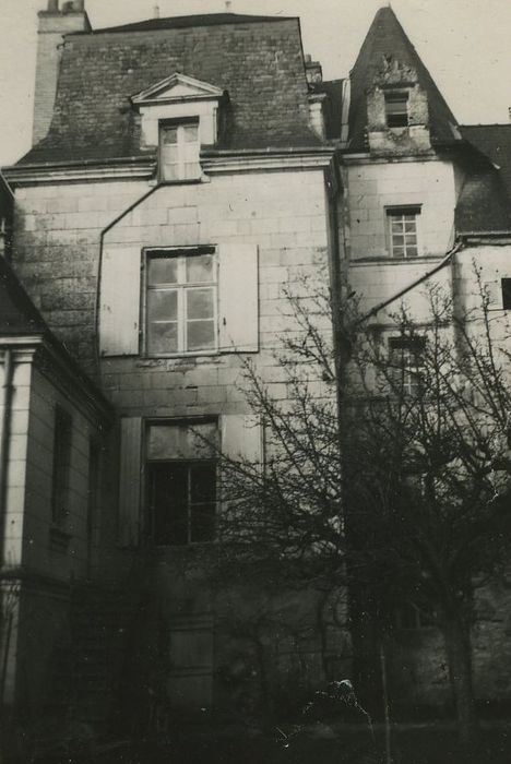 Hôtel : Façade sur cour, vue générale