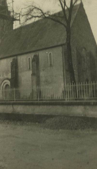 Eglise Saint-Leubais : Ensemble nord-ouest, vue partielle