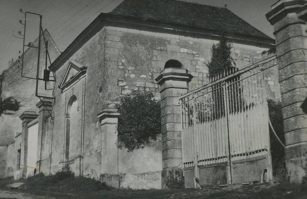 Abbaye : Chapelle, façades sud-ouest, vue partielle