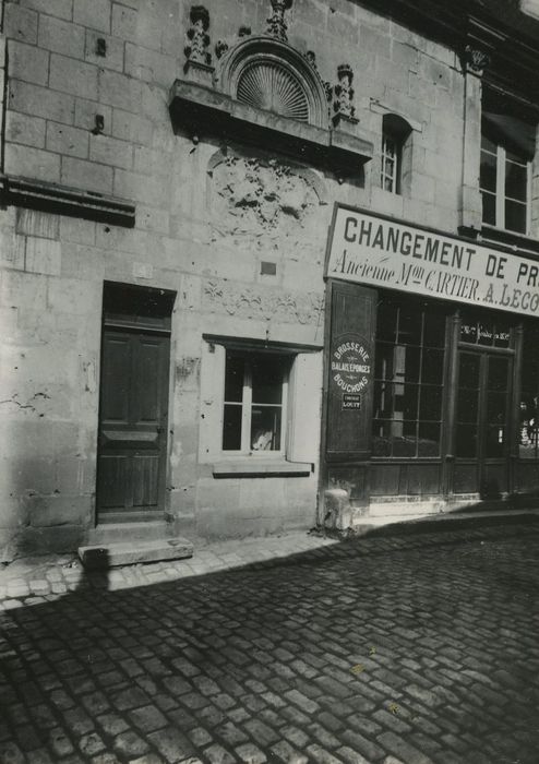 Maison : Façade sur rue, vue générale