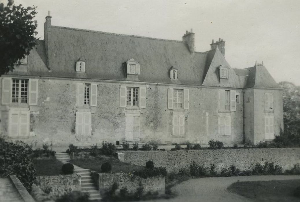 Château d'Hodebert : Ensemble ouest, vue générale