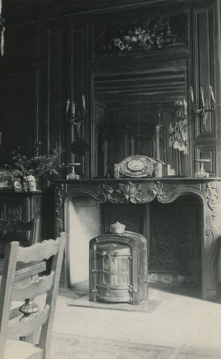 Château du Pilorget : Salle à manger, cheminée, vue générale