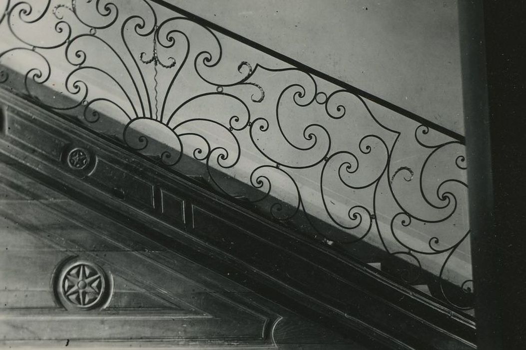 Château du Pilorget : Escalier, détail de la rampe