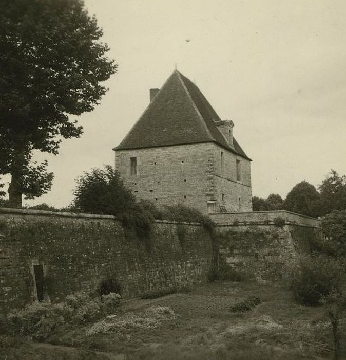 Château (ancien) : Bastion sud-est, vue générale