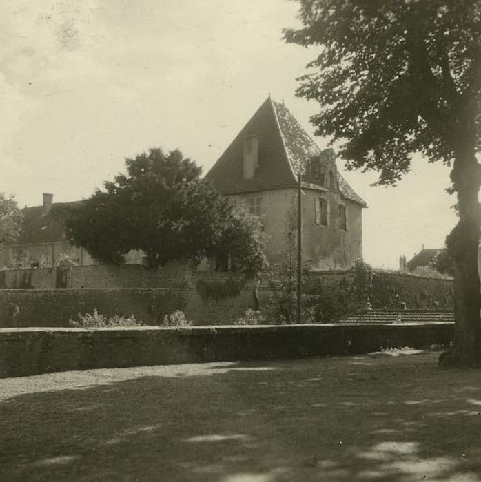 Château (ancien) : Bastion sud-est, vue générale