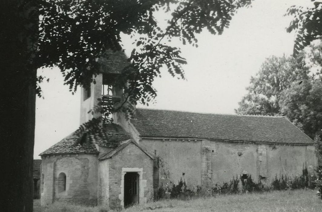 Château : Chapelle, façade latérale nord, vue générale