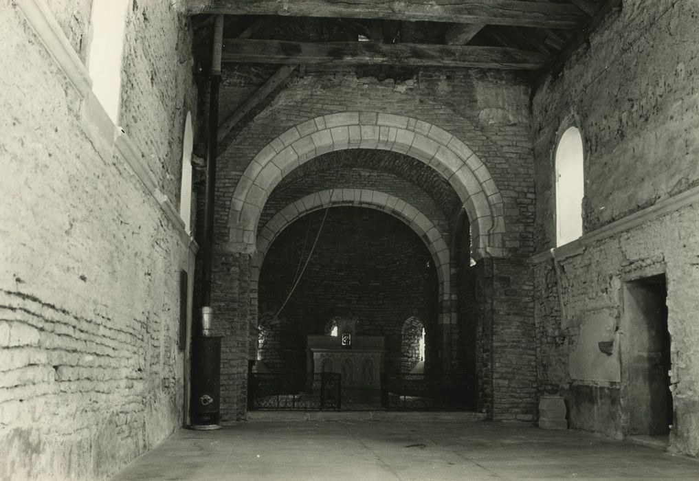 Eglise paroissiale : Nef, vue générale