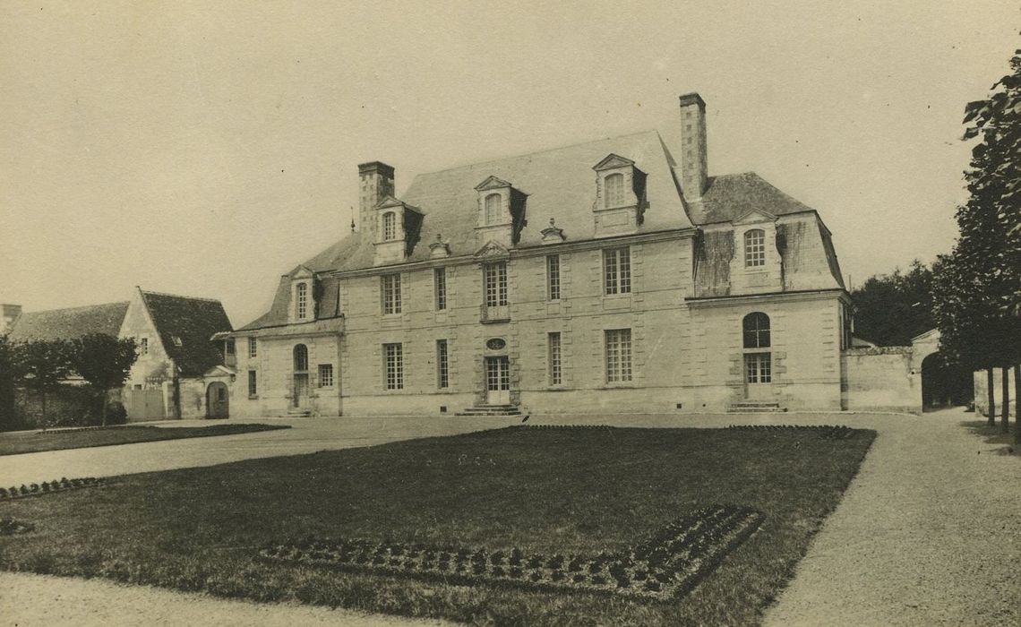 Manoir de la Sagerie : Façade est, vue générale