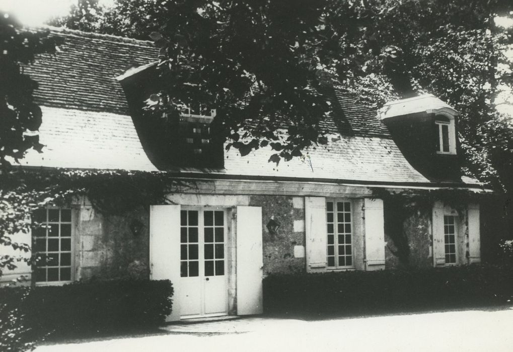 Clos du Bois Rayer : Façade nord, vue partielle