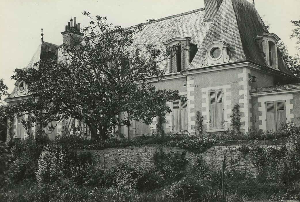 Manoir de La Bachellerie : Façade sud, vue partielle