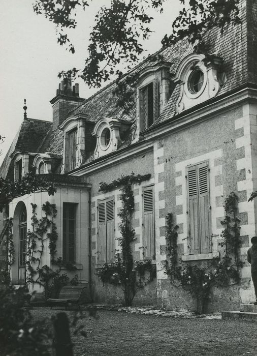 Manoir de La Bachellerie : Façade sud, vue partielle