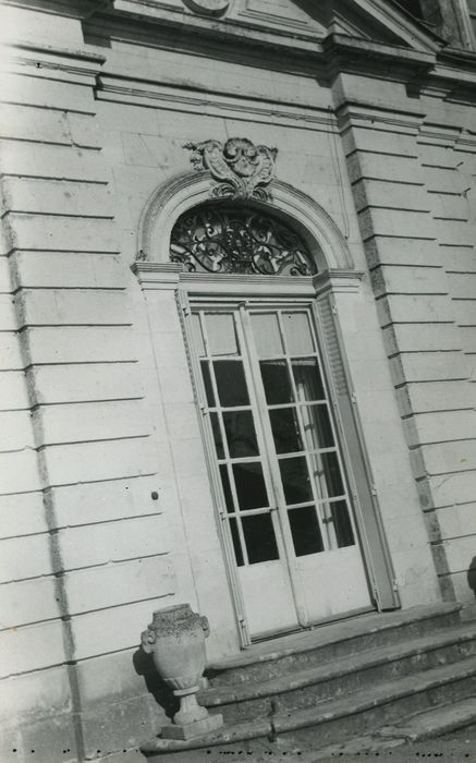 Manoir de La Gruette : Porte d’accès sud, vue générale