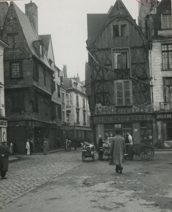 Maison : Façade sur rue, vue générale