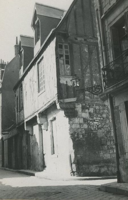 Maison du Croissant : Façade sur rue, vue générale