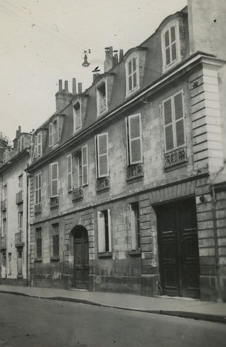 Hôtel : Façace sur rue, vue générale