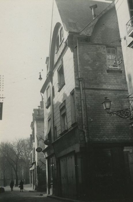 Maison : Façade sur rue, vue générale