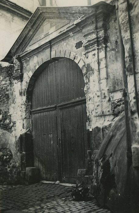 Maison dite de La Psalette : Porche d’accès à la cour, vue générale