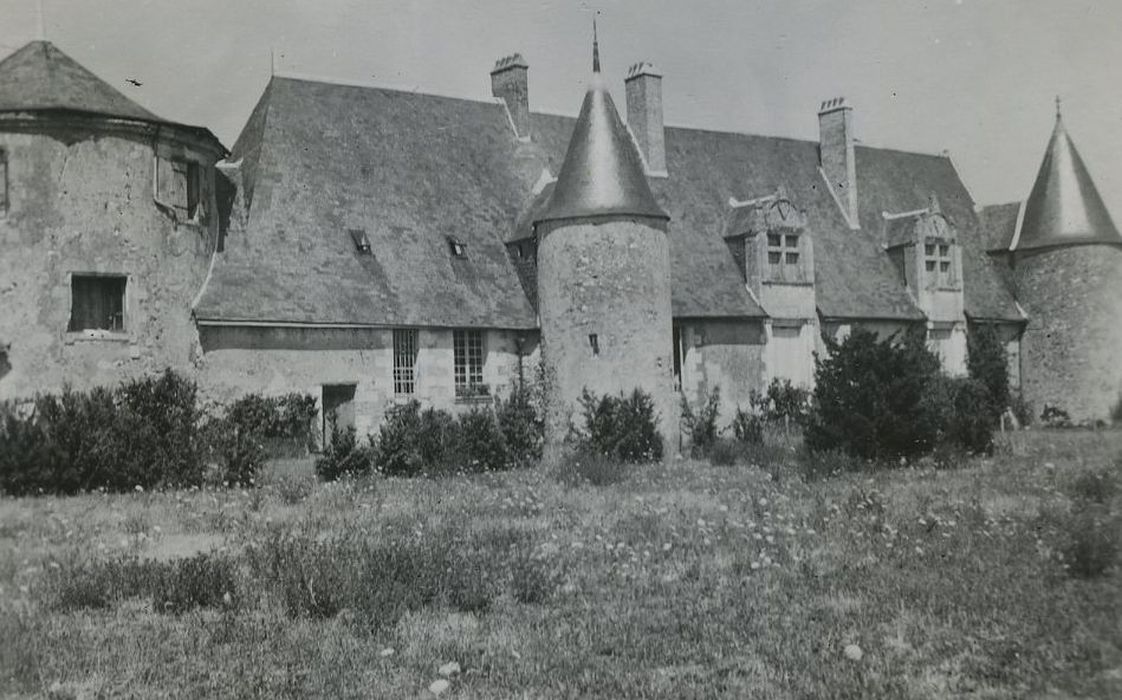 Manoir de la Belle Jonchère : Façade sud, vue générale