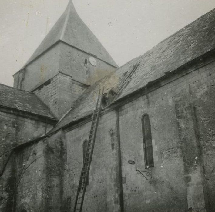 Eglise Saint-Etienne : Façade latérale nord, vue partielle