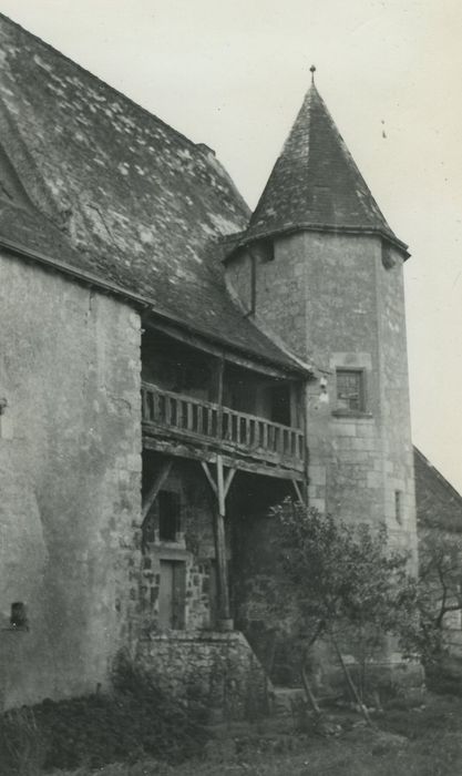 Manoir de Foncher : Façade nord, vue partielle