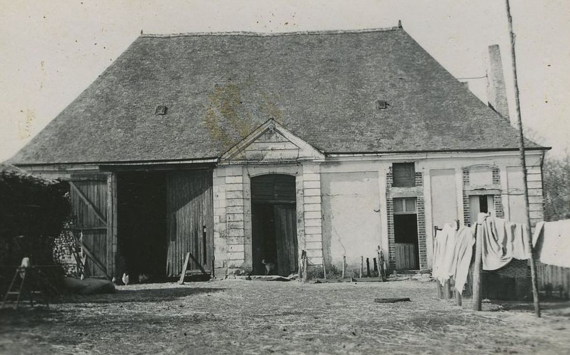 Abbaye de Gastines : Logis de l’abbé, façade sud, vue générale