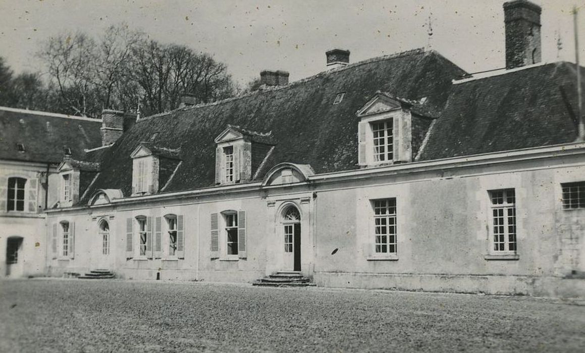 Château de la Noue : Façade non localisée, vue partielle