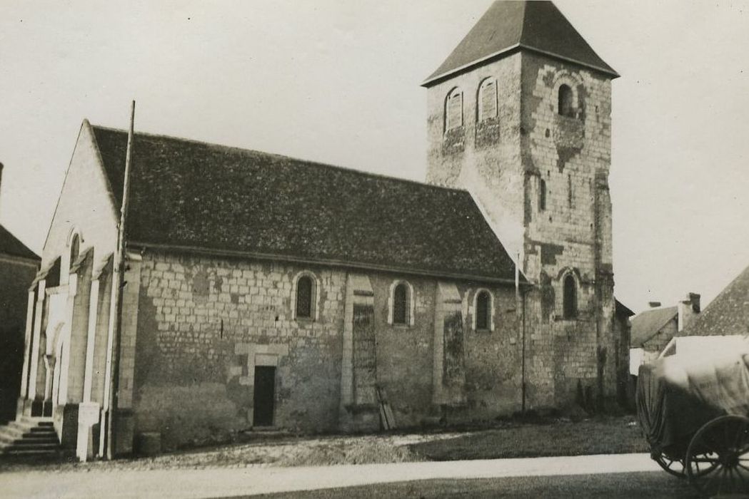 Eglise Saint-Pierre-es-Liens : Façade latérale sud, vue générale