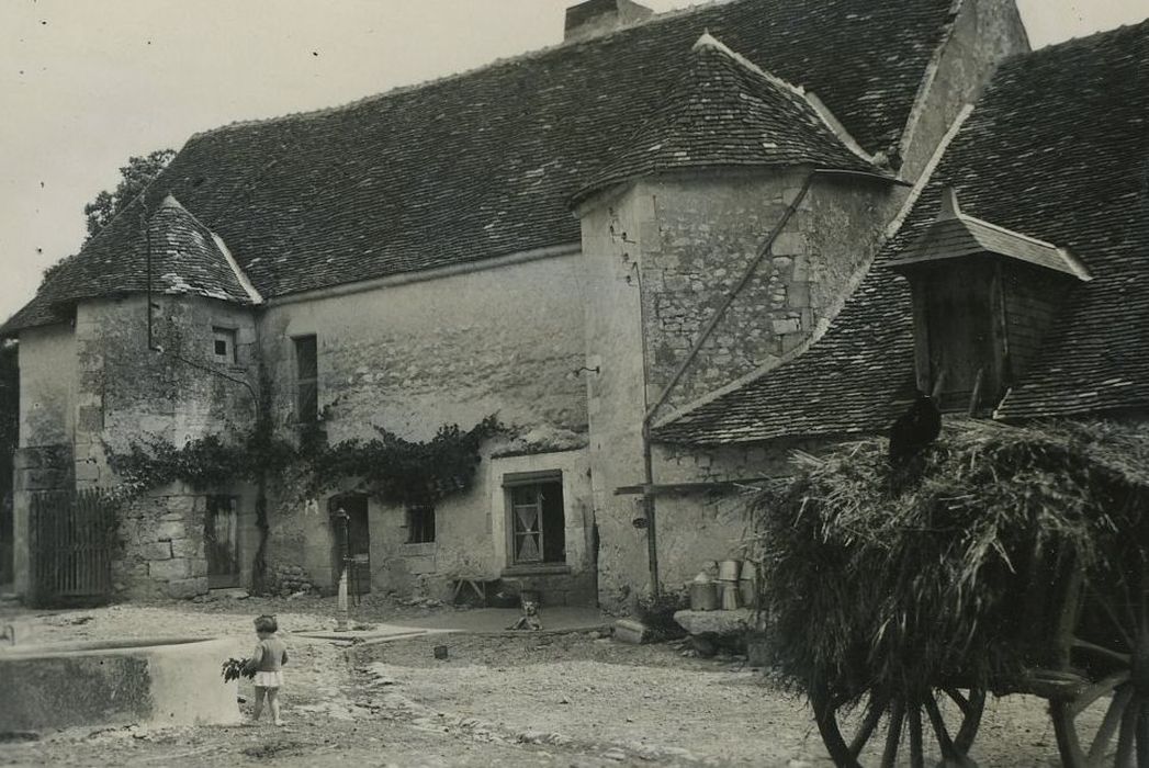 Manoir de Thou : Façade ouest, vue générale