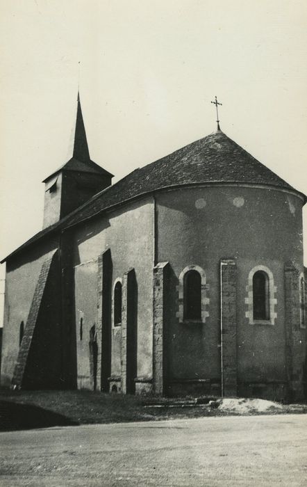 Eglise Saint-Pierre et Saint-Paul : Ensemble sud-est, vuegénérale