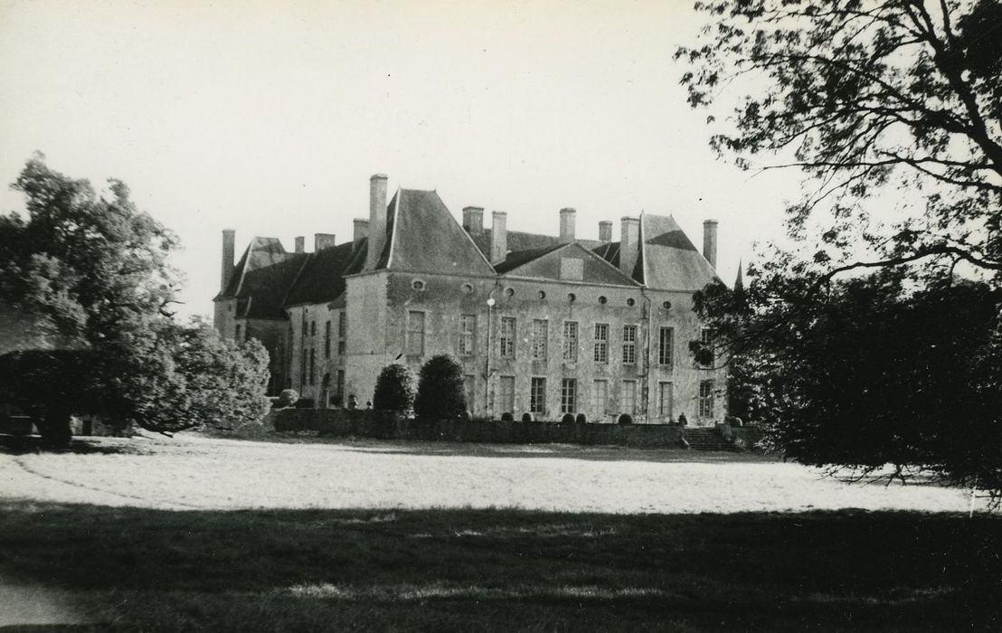 Château : Ensemble nord-est, vue générale