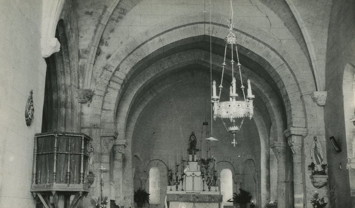 Eglise Saint-Sulpice : Nef, vue générale