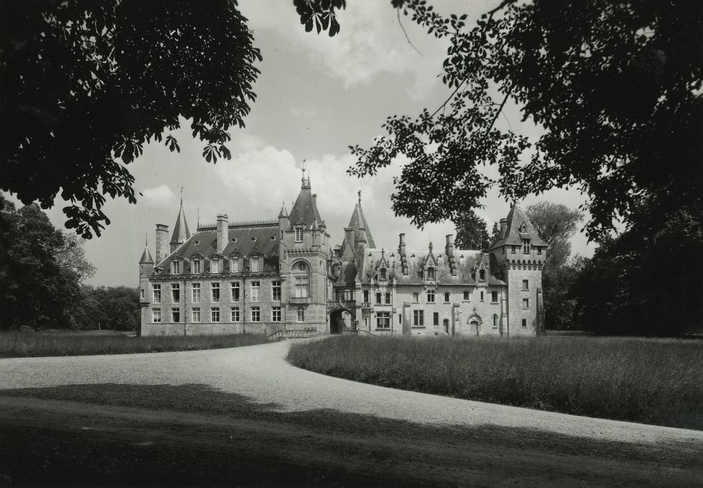 Château de Prye : Ensemble ouest, vue générale