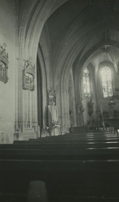 Eglise : Nef, vue partielle