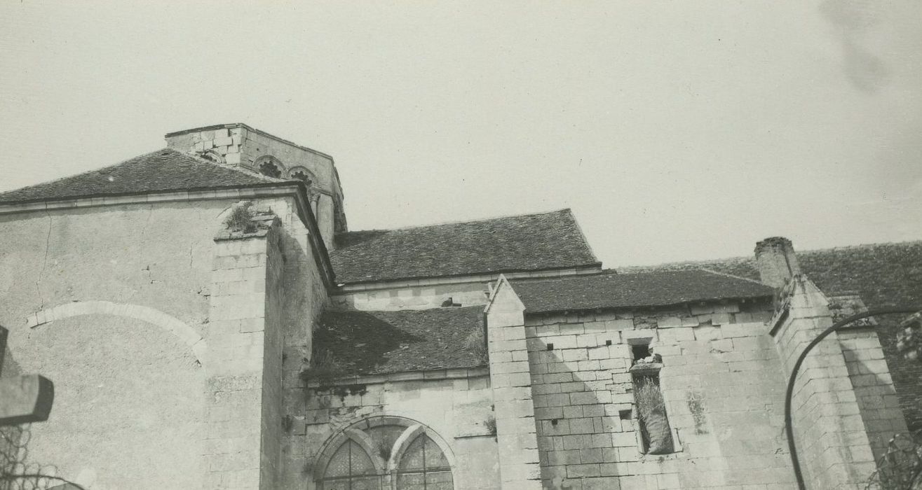 Ancienne abbaye : Façade latérale est, vue partielle