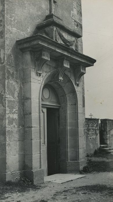 Eglise Saint-Denis : Portail occidental, vue générale